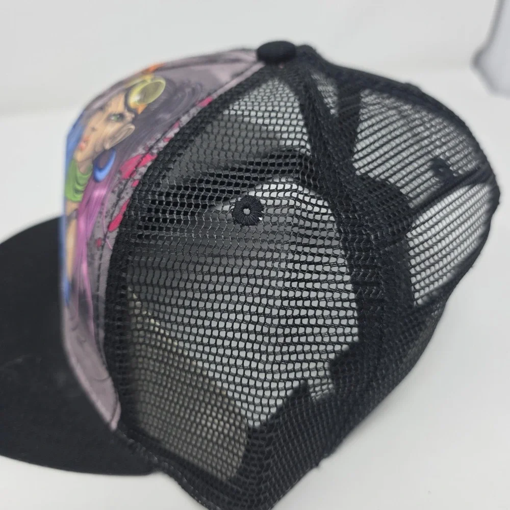 Trucker Hat Mens Black Urban Graffiti Character Graphic Mesh Back Streetwear NWT